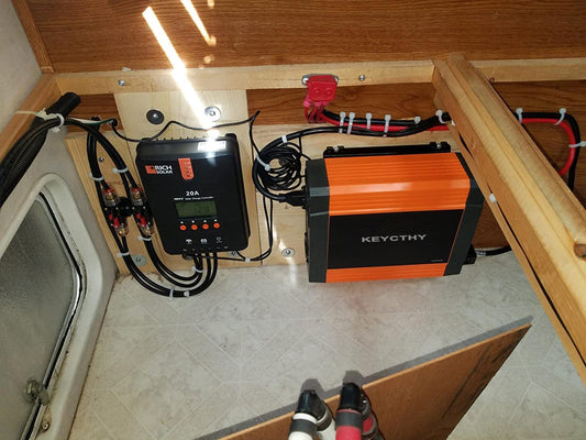 KEYCTHY 2000W Inverter 12V to 110V Power Inverter Digital LCD Display 3AC Outlets