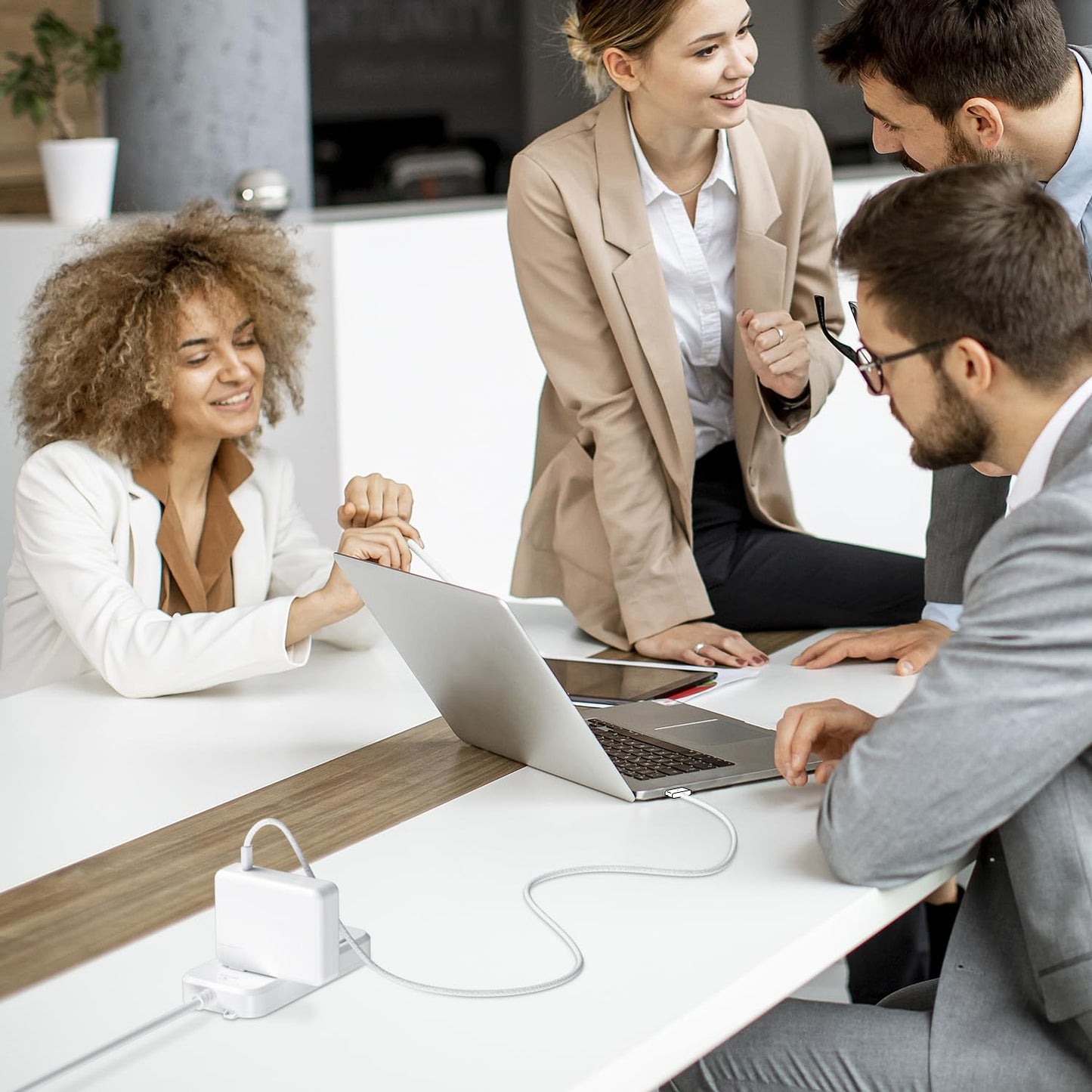 140W Mac Book Pro Charger,Compatible with Mac Book Pro 16 inch 2021-2023,Mac Book Pro 14 inch 2023,Mac Book Air 13 14 15 inch 2021-2024,Include a USB C toT -Tip 3 Magnetic Braided Cable(6.6FT/2M)